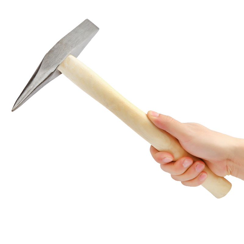 Suvirinimo plaktukas su anglies plieno galvute, skirtas šlako ir rūdijimo šalinim