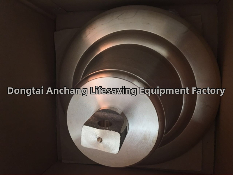 Jūras vara miglas zvans ar dziļuma mērīšanas āmuru; gravēšana kuģa nosaukums un reģistrācijas ostai; Anchang modelis 160