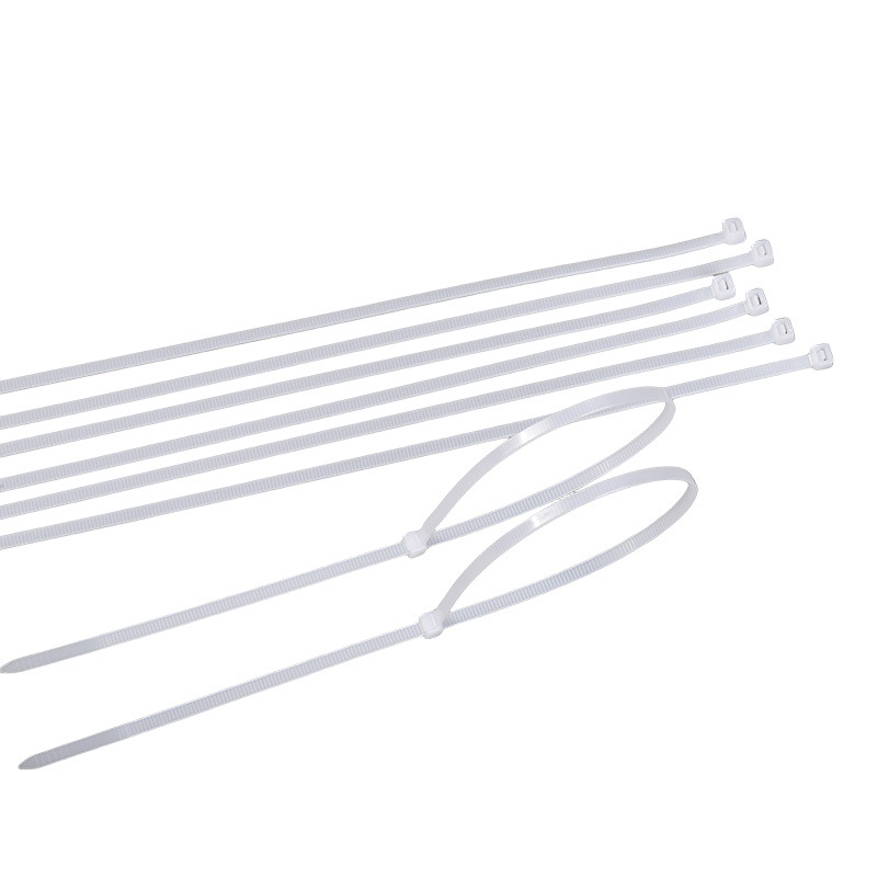 Autolukustuv nailonist ZIP-kinnitus tööstuslikuks kinnitamiseks, mõõdud 3 x 100 mm, paksus 0,2–0,3 mm, materjal: nailon, UL94 V-2