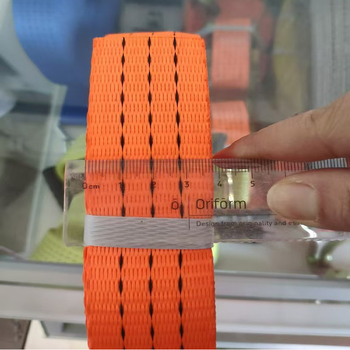 Didi Kravas piesaistes josta ar spriegošanas mehānismu, poliestera lente autoceļu transportam