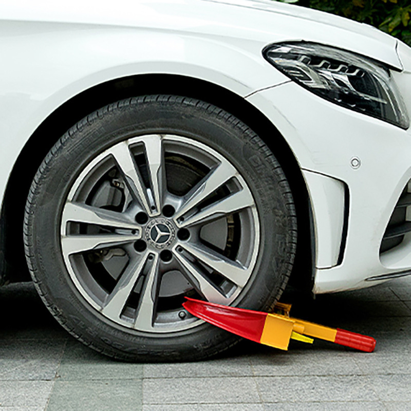 Autógumi-zár – Klip-típusú lopás elleni kerékzár, acél test, réz henger, 9–12 lyuk beállítás, kompatibilis a legtöbb autómodellhez