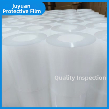 PE védőfólia magasfényű felületekhez, 98%-os átlátszóság, akril olajos ragasztó, vastagság 3–15 μm, anyag: PE, mag: műanyag, alkalmazások: optikai üveg, rozsdamentes acél, magas fényű műanyagok