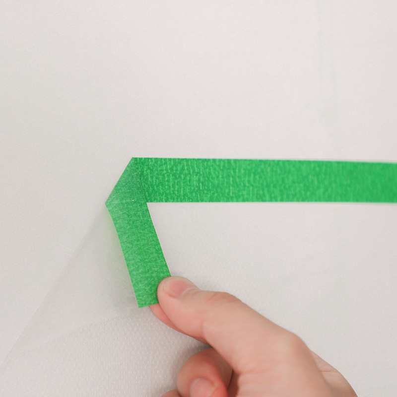 Külső fal maszkfilm elektrostatikus tapadással – PE, erős viszkozitás, közepes vastagság, beltéri felhasználás bútorok porvédelemére és autófestésre