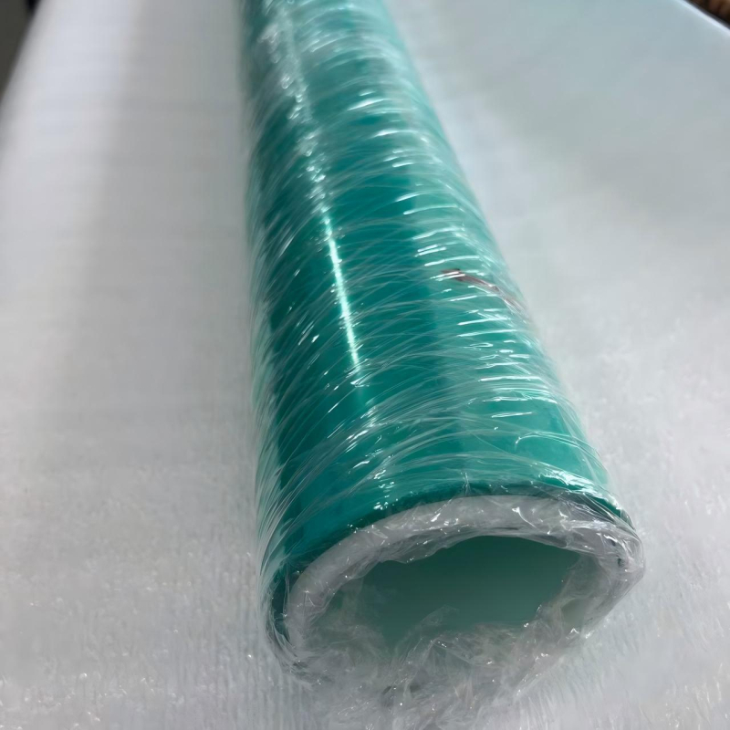 Film pentru oglinda retrovizoare auto, protecție împotriva ploii și ceții, PET cu acoperire nano, grosime 0,12 mm, adeziv siliconic, transmisie luminoasă 100%