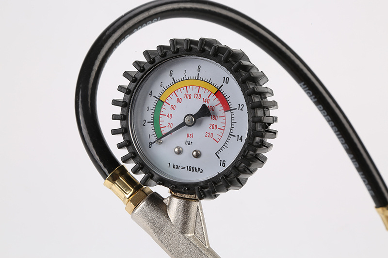 Yiyang манометър за гуми на автомобил със помпа — алуминиева сплав, множество единици измерване, диапазон налягане 230, резолюция 11