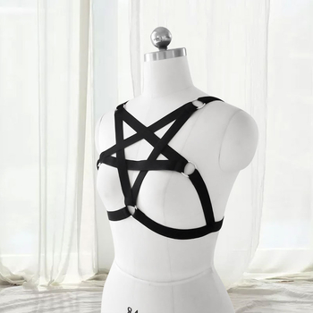 Grudni štit u obliku pentagrama s elastnim pojasom, 4 kopče za naramenice, križni dizajn, podesiva duljina