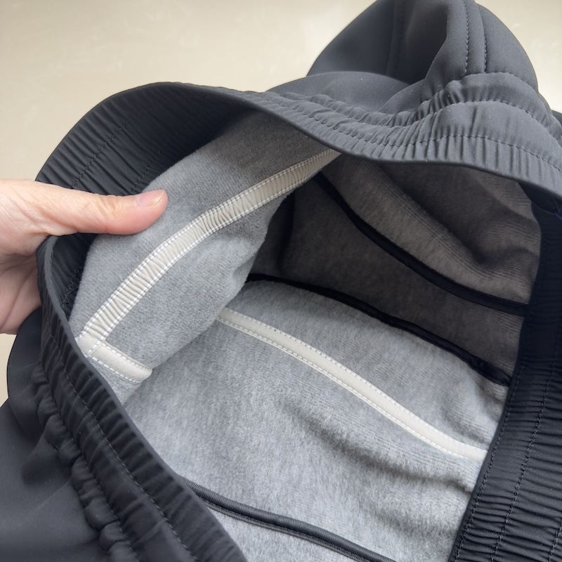 Muške softshell hlače sa toplom fleece oblogom, elastičan pojas, ravni kroj, zaštita koljena