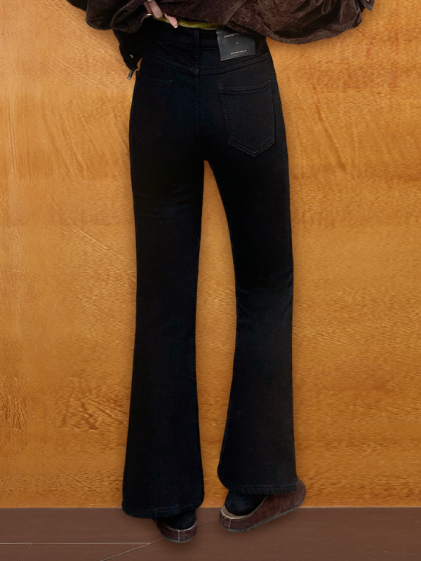 Džinsinės kelnės su aukštu liemeniu, fleece viduje, platesnis kirpimas, medvilnės mišinys 50–70%, Žiemos kolekcija 2025