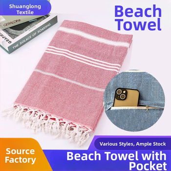 Dušės ir plaukimo rankšluostis su kišene, sugeriantis poliesterio–medvilnės mišinys, 21 siūlas, paprasta audinys, 300–400 g