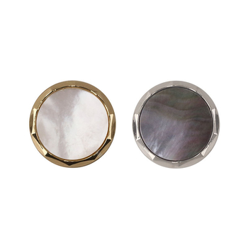 Ruházathoz való fém kagyló gombok (Anyag: ötvözet natúr gyöngyház; Szerkezet: fém kézi varrással készült hát; Alkalmazás: dzsekik, kabátok, öltönyök, inget, ruhák)