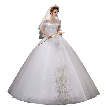 Egyrészes vállnélküli menyasszonyi ruha, organza anyag, hosszú szoknya, középmagas derék, 90% poliészter