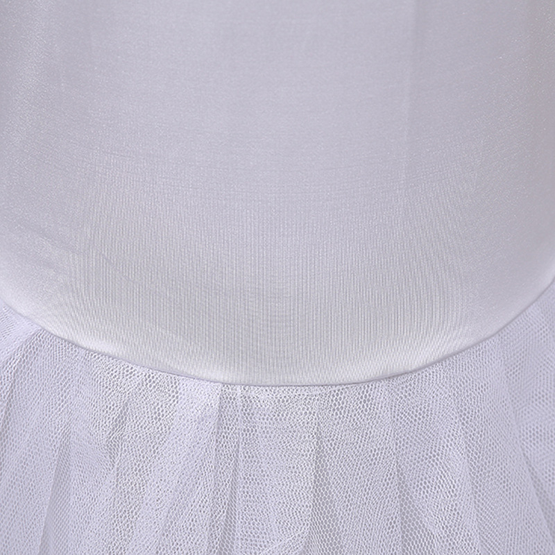 Rochie lungă de tip sirenă, tul cu un singur strat, cu oase din oțel și căptușeală încorporată