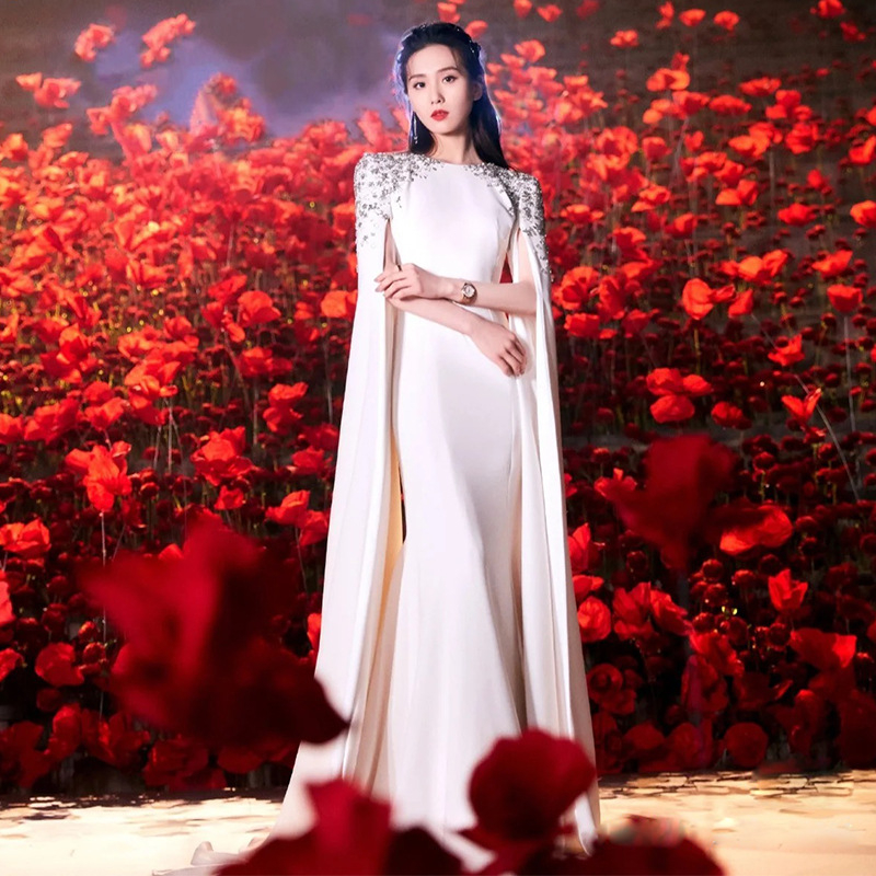 Estélyi ruha bankettre, magas derekú, hosszú ujjú, hosszú szoknya, poliészter