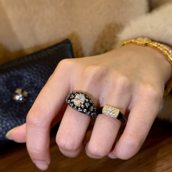 Réz gyűrű ovális cirkóniával, csillag alakú barokk dizájn, modell A361 nőknek