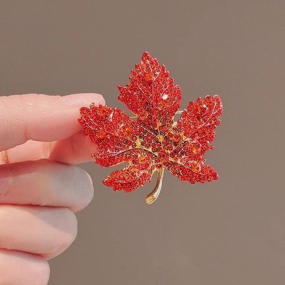 Καρφίτσα σε σχήμα φύλλου, Κορεάτικου στυλ, Διακοσμημένη με διαμάντια (Υλικό: κράμα; Διαδικασία: ηλεκτροπλατίωση; Στυλ: Κορεάτικο στυλ; Χαρακτηριστικό: Διακοσμημένη με διαμάντια)