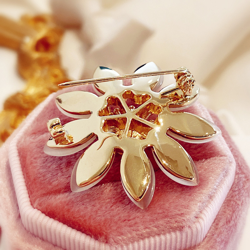 Καρφίτσα από χαλκό με λουλούδι και λίθο ματιού γάτας, Κορεάτικου στυλ, ηλεκτροπλατιωμένη