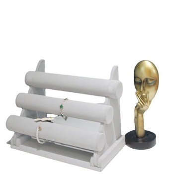 Juvelierizstāvis no flaneles materiāla, kvadrātiska forma, mākslinieciskais stils (Zīmols: Mrs. Wang)