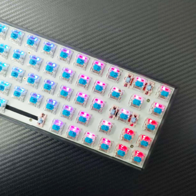 Mehanička tipkovnica, 87 tipki, Bluetooth u tri načina, optički prekidač, plna hot-swappable tipke