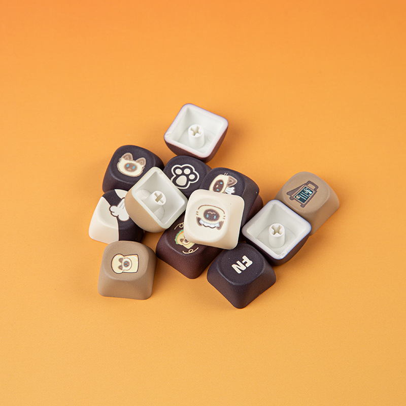 Cat Cafe keycaps za mehaničku tipkovnicu – petostrana sublimacija, plastične kapice, kompatibilnost s osi Cross/Wall/Box/Magnetic, za raspored 60–108