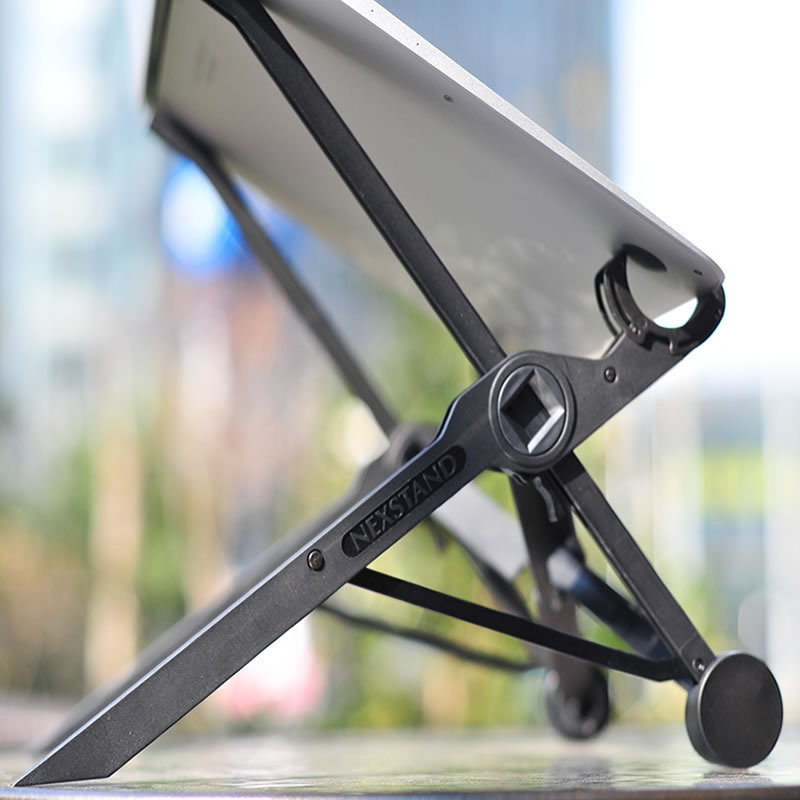 Držač za notebook NEXSTAND K2 – Najlon, sklopiv, 350 g