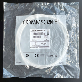 Commscope Jumper ecranat Cat 6A, Model NPC6ASZDB-WT003M, 1 Gbps, pentru switch de calculator, interval de temperatură de funcționare -20 °C până la +60 °C, temperatură de stocare -20 °C până la +60 °C, rezistență la tracțiune 90 N