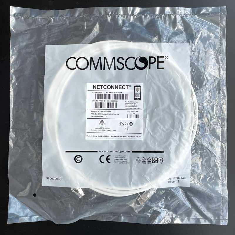 Commscope Jumper ecranat Cat 6A, Model NPC6ASZDB-WT003M, 1 Gbps, pentru switch de calculator, interval de temperatură de funcționare -20 °C până la +60 °C, temperatură de stocare -20 °C până la +60 °C, rezistență la tracțiune 90 N