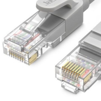 Ethernet кабел Cat5e UTP RJ45 за свързване между рутер и компютър