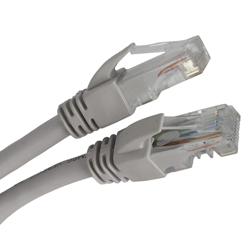 Ethernet кабел Cat5e UTP RJ45 за свързване между рутер и компютър