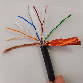 Kábel kategórie 6 pre vonkajšie použitie so SFTP ochranou, RJ-45 rozhranie, 1–1000 Mbps, vodotesný krútený pár