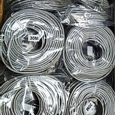Cat5e mrežni kabel, RJ-45 konektor, bakar bez oksidacije s pozlaćenom površinom, uvijeni par, 100 Mbps