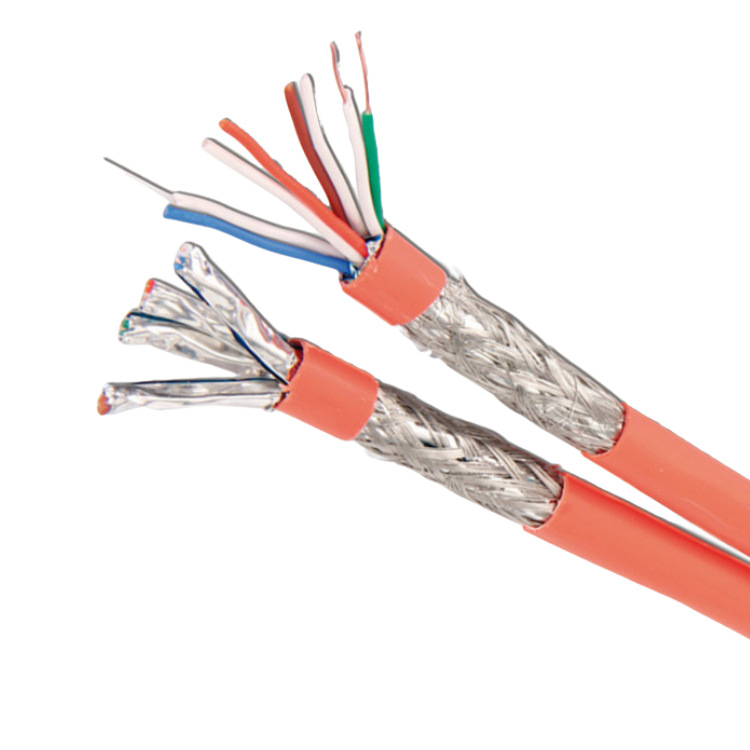 Cat7 LLDPE ekranirani Ethernet kabel, 8 jezgri, 500/550/600 MHz, RJ-45, 10 Gbps