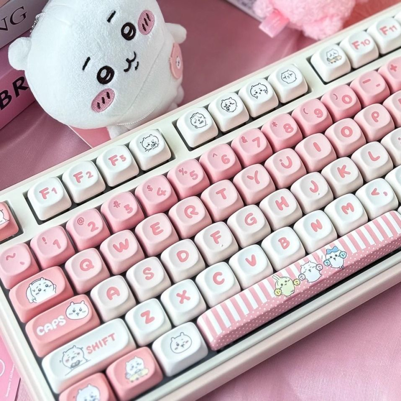 Set kapica za tipke Pink Gee, kompatibilan s križnom osi, MOA visina, 98+ tipki, PBT sublimacija