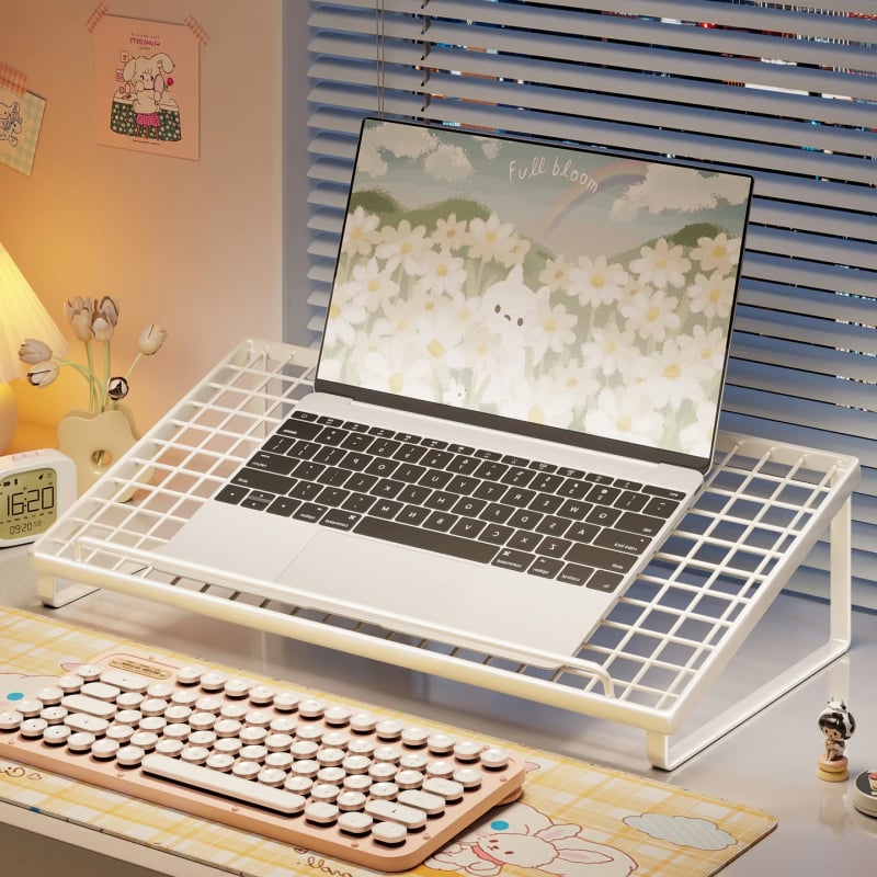 Stovas staliniam kompiuteriui su sulankstomu reguliuojamu ekrano pakėlėju ir klaviatūros laikikliu