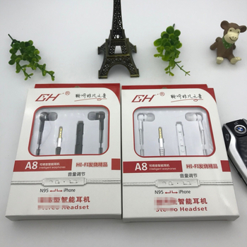 A8 căști in-ear cu bas profund, cablu de 120 cm, sensibilitate 116 dB