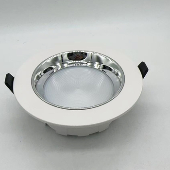 LED įmontuojamas downlight korpusas, liejamas aliuminis, miltelinis padengimas, modelis D7-1, įskaičiuota radiatoriaus, veido žiedas, reflektorius, šviesos šaltinio laikiklis