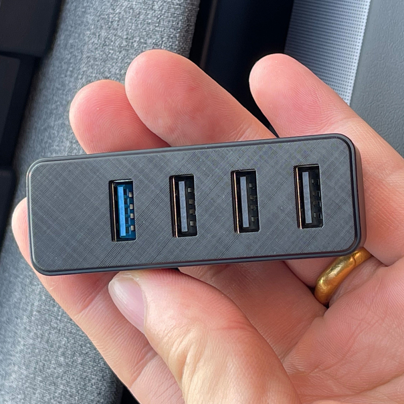 Τέσλα Model 3/Y USB hub επέκτασης θήκης γαντιών (USB 3.0, διανομέας τεσσάρων θυρών, χωρίς εξωτερική τροφοδοσία)