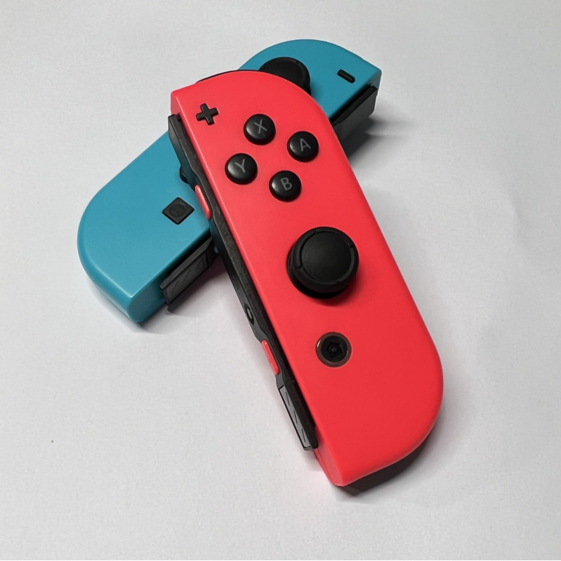 Bežični Joy-Con stil kontroler za Nintendo Switch, Bluetooth, kompatibilan s OLED/Lite, funkcija buđenja, vibracije.