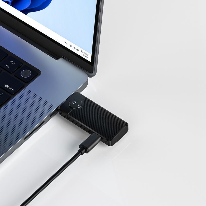 CHD10 HDMI bežični transmiter-prijemnik, domet 50 m, sučelja HDMI i USB-C, kabel duljine 1 m, ABS kućište