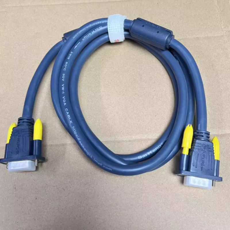 VGA kábel 3+6 HD, samec-samec, 15-pin, meďový vodič (pre počítač, projektor, monitor, TV)