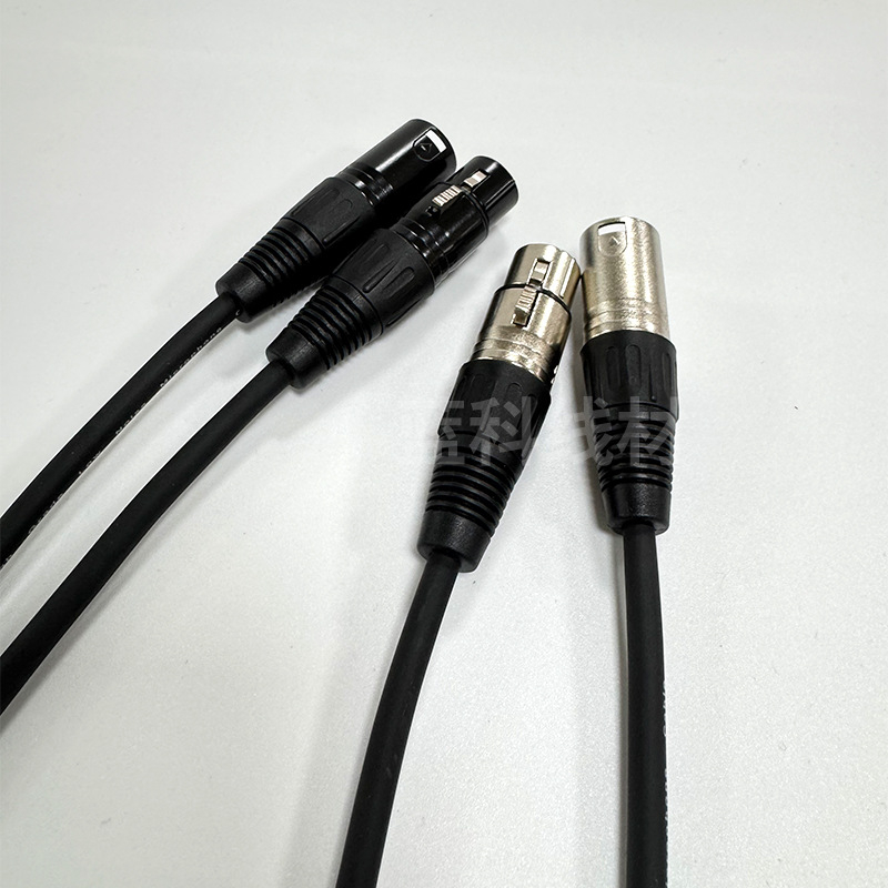 Lanke XLR Cablu audio balansat cu trei conductori, mufă M–F