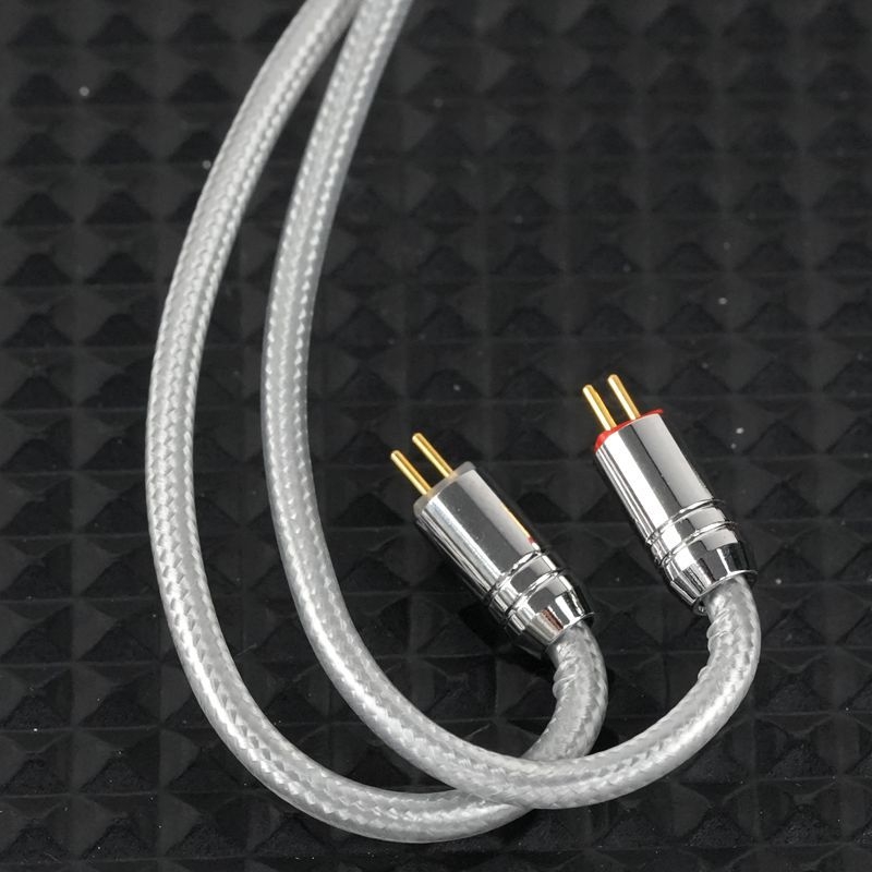 Cablu audio MMCX 0.78, două fire răsucite, nucleu din cupru monocristalin placat cu argint, pânză din bumbac, ecran coaxial
