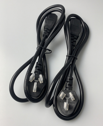 Kábel s tromi kontaktmi, čistý meď, 3C certifikát, dĺžka 1,1 m, vhodný pre počítač, monitor, mikrovlnnú rúru a hrniec na ryžu