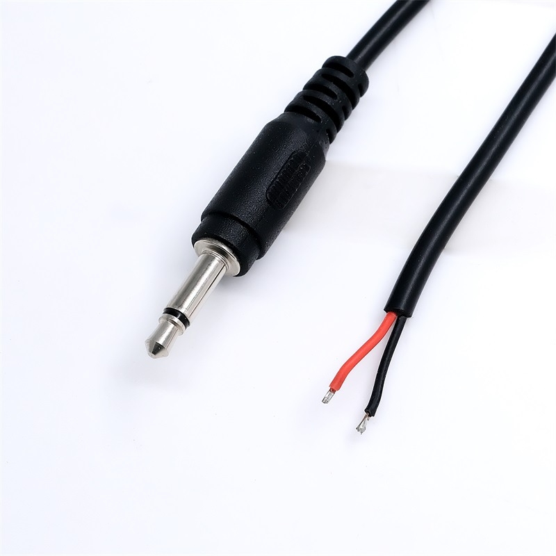 Audio kabel 3,5 mm, ravni muški konektor, duljina 2 m, promjer 3 mm, jezgro od čiste bakrene žice