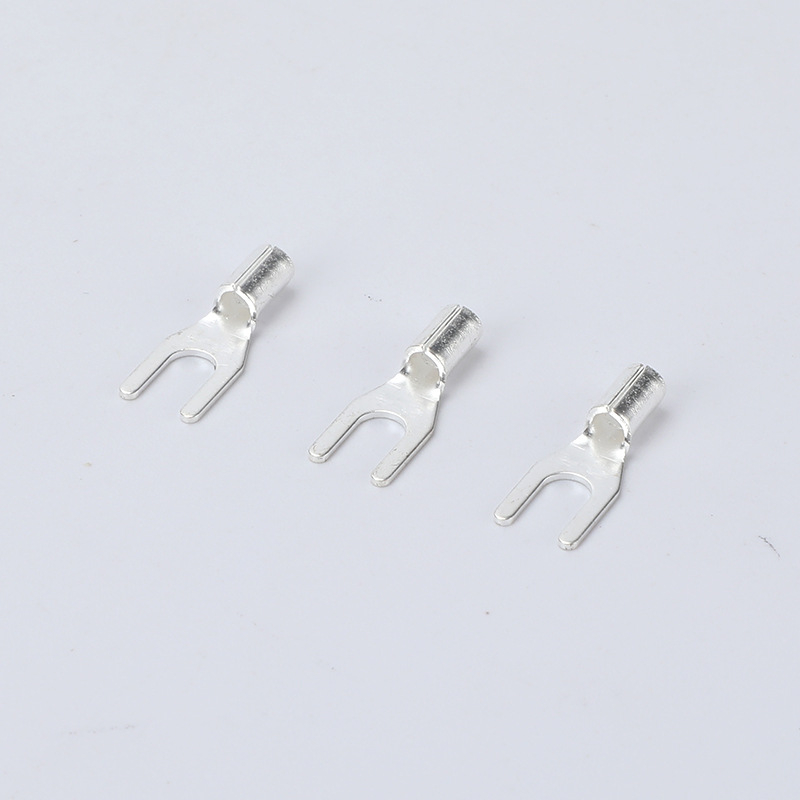 UT1-3 vilica-tip otvoreni terminál, s krajevima U i Y, hladno presovanje, za 3C digitalne primjene