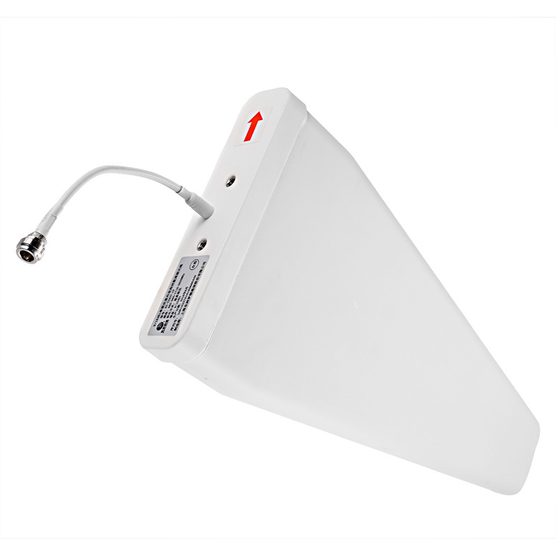 Vanjska usmjerena logaritamsko‑periodična antena visokog pojačanja, 3G/4G, 11/12 dBi, 50 Ω, SWR ≤ 1.5, model G13102M