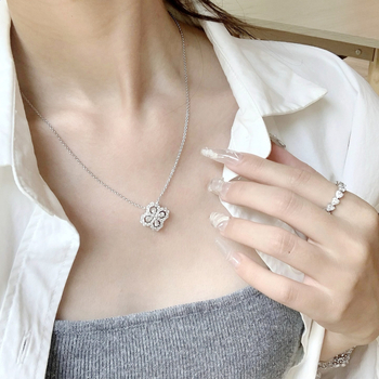 Colier trifoi cu patru foi, lanț încrucișat, pandant din cupru alb, lungime lanț 41–50 cm, extensie 5 cm, placare electroplating