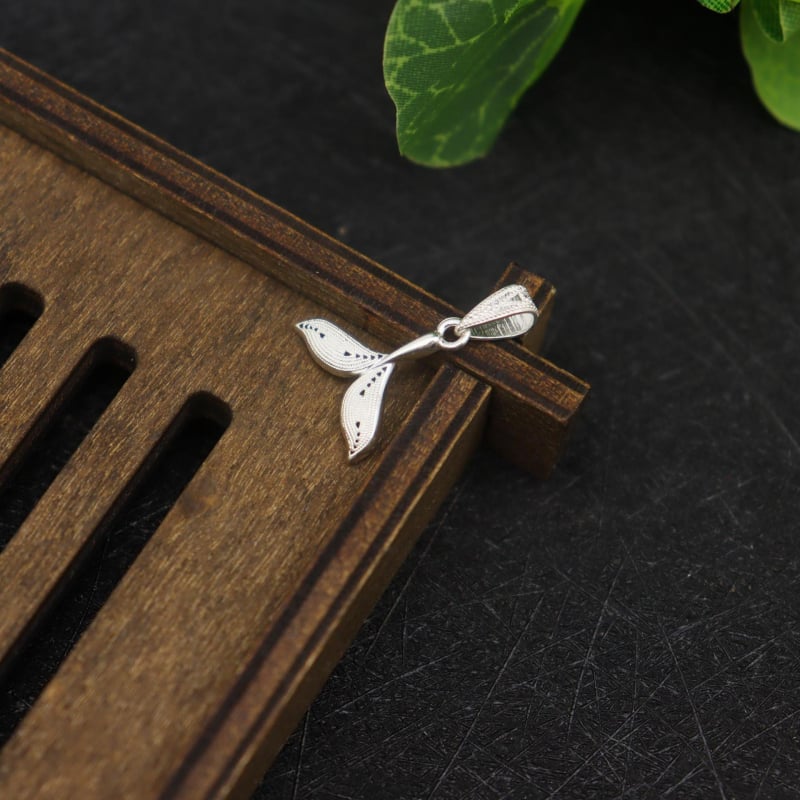 Κολιέ από ασήμι Sterling με μενταγιόν ουράς ψαριού, σχέδιο ζώου/ζωδιακό, κινεζικό στυλ, προέλευση Kaili, Guizhou, 2,7 g