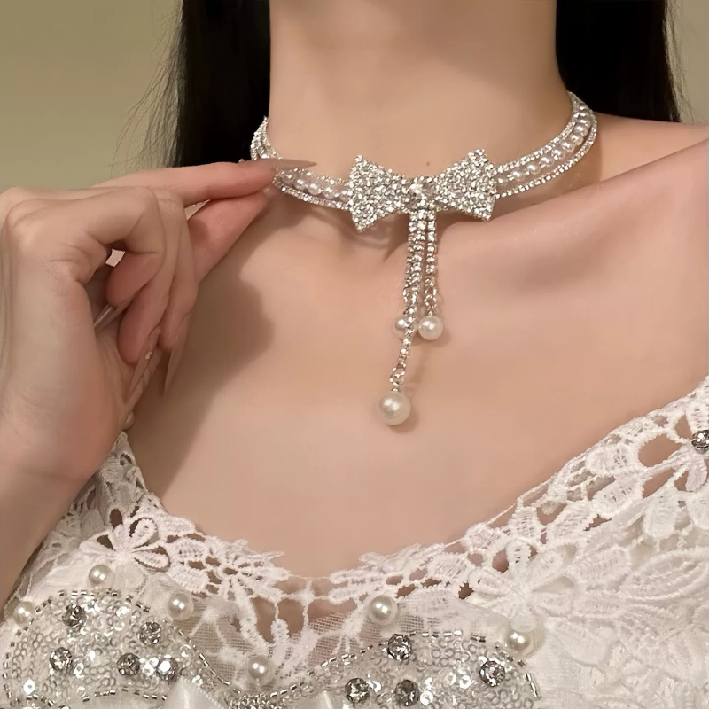 Τσόκερ κολιέ με σχέδιο φιόγκο και μαργαριταρένιο κρεμαστό, κανονική αλυσίδα, ανάμικτα υλικά