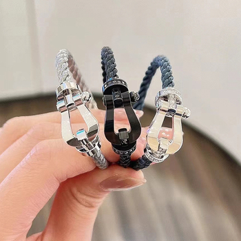 Позлатена медна гривна с телено въже, подкова закопчаване, диамантени акценти, унисекс