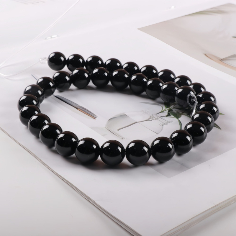 Achátové korálky, voľné na navliekanie, opracované rezaním, brúsením a leštením